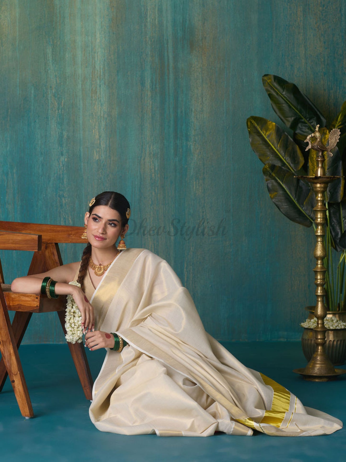 DhevStylish Women's Kerala Kasavu Golden Tissue Plain Saree with Running Blouse | Saree length: 6.25 Meters | Blouse: Running Blouse only
